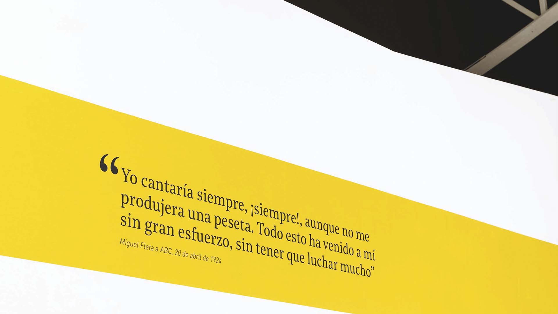 Diseño gráfico y expositivo para exposición El hombre y el mito, sobre el tenor aragonés Miguel Fleta. IAACC Pablo Serrano de Zaragoza.